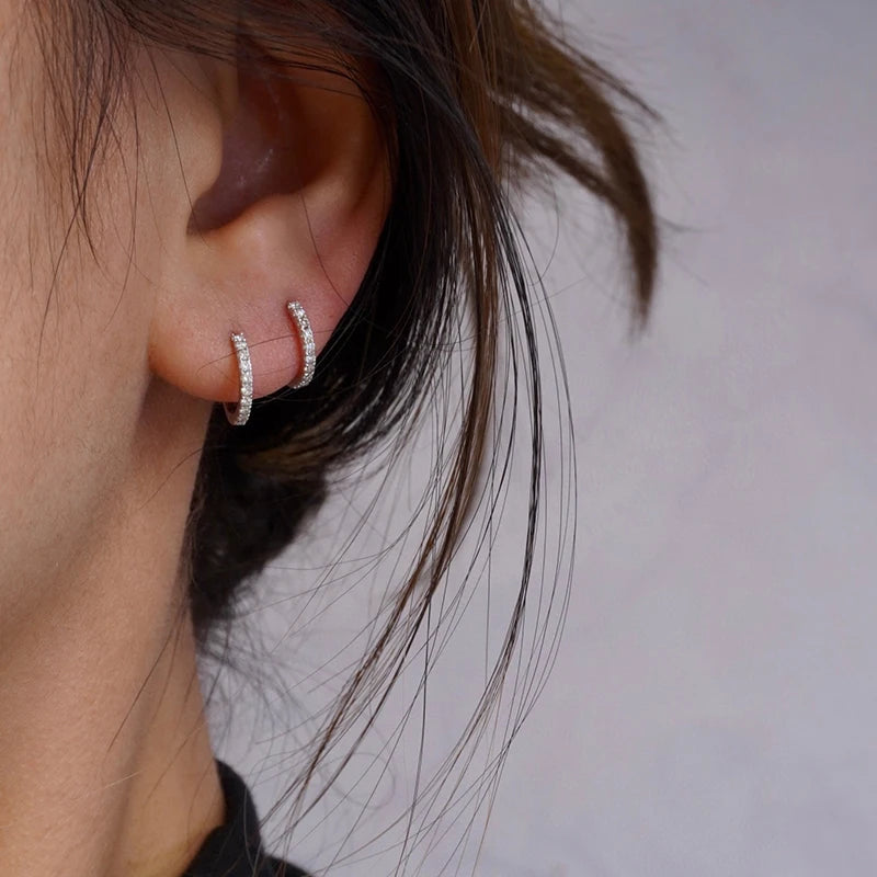 18Κ White Gold Diamond Hoop Earrings 6-10mm.