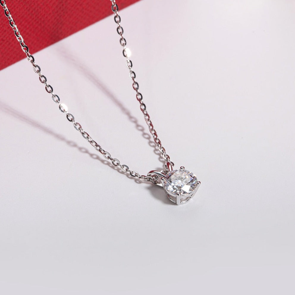 Pendentif Ovale En Or Plaqué Argent Sterling Avec Moissanite 1 Carat - Couleur E / Clarté VVS2 - Personnalisable - Neuf Avec étiquettes
