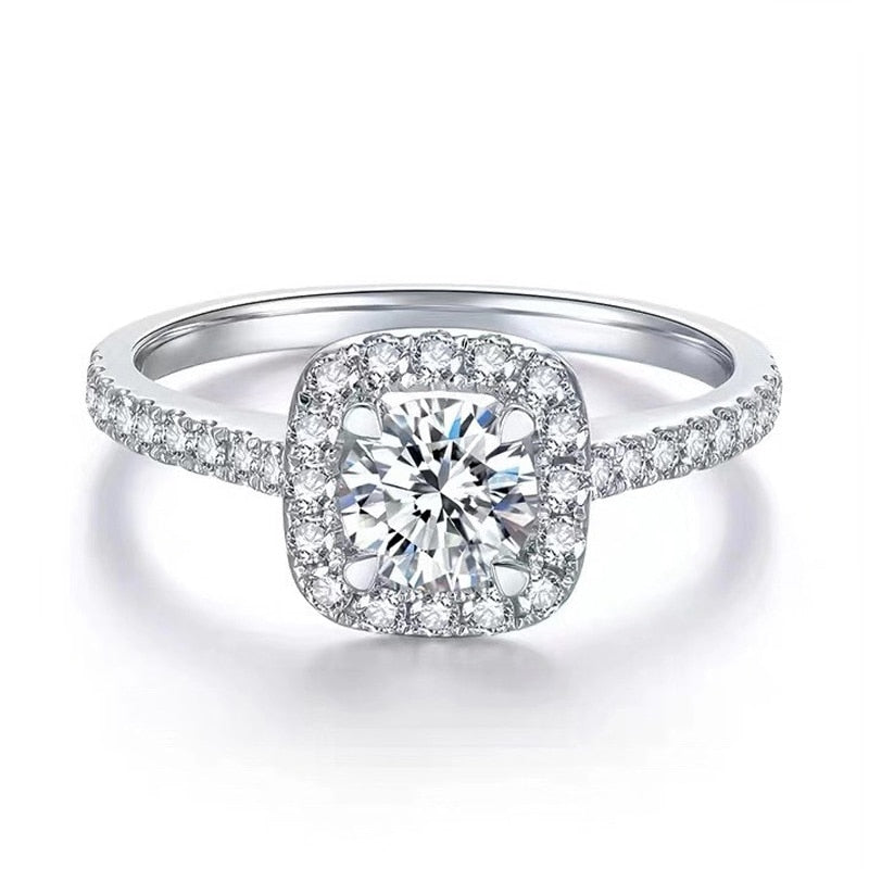 Moissanite Engagement to D VVS1 – Diamonds