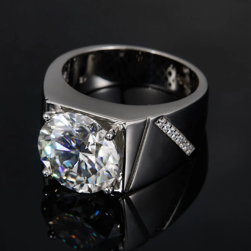 10 Carat D Color Moissanite Men's Ring – Luxury Diamond Look.