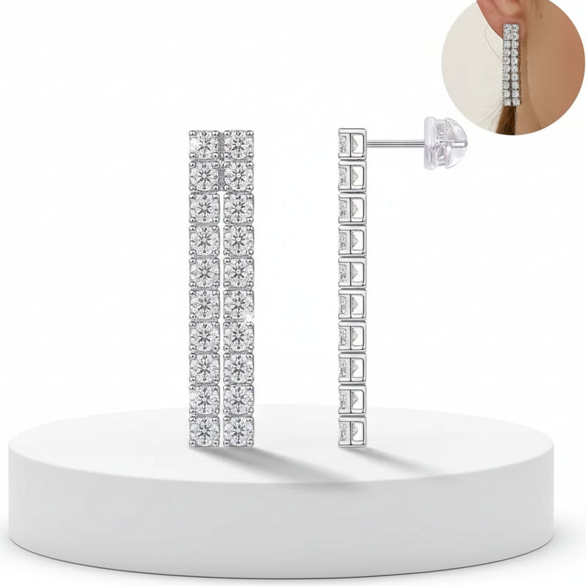 Close up of 3mm D Color VVS1 Moissanite stones