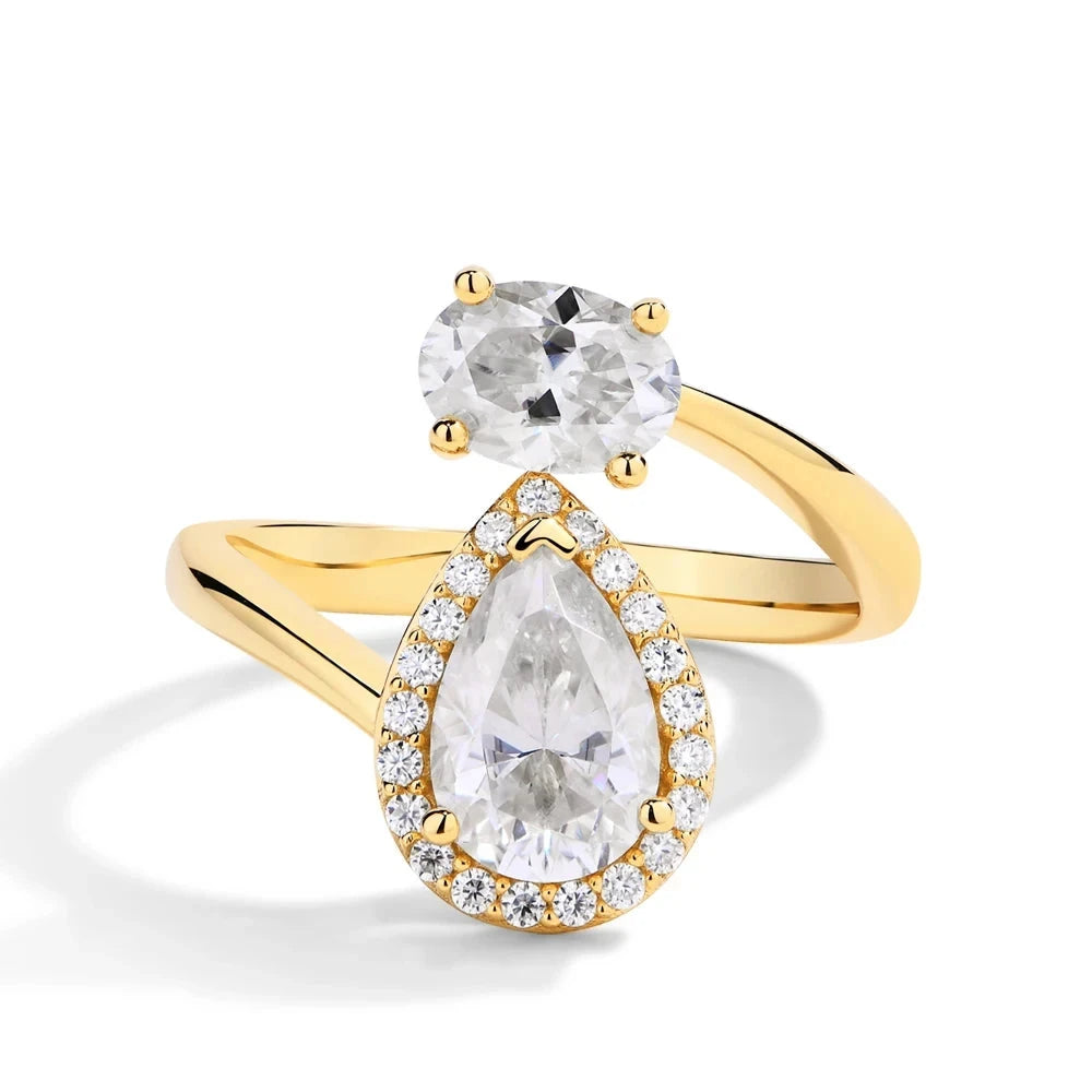 Elegant 1.50 Carat Pear Cut Moissanite Ring.