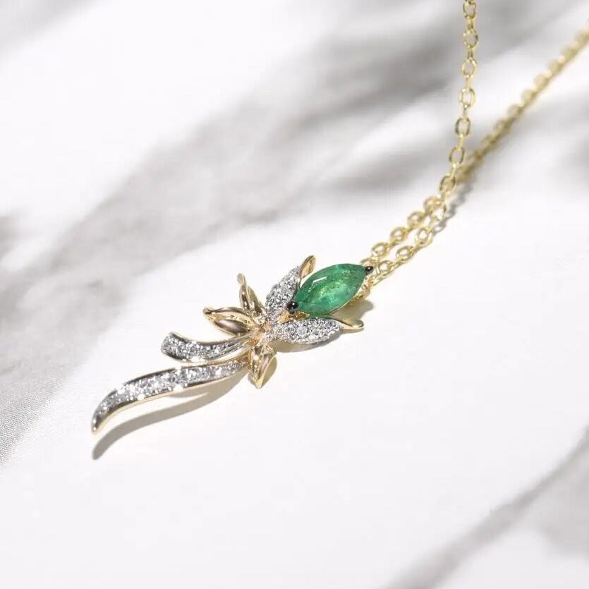 Luxury Emerald and Diamond Pendant. 14K Yellow Gold.