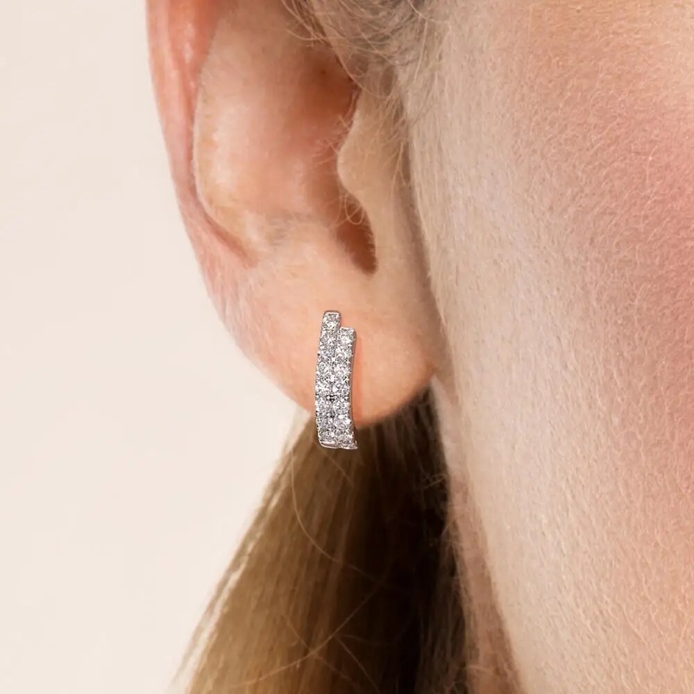 Luxury Diamond Earrings. 0.60 Carat Natural Diamonds.