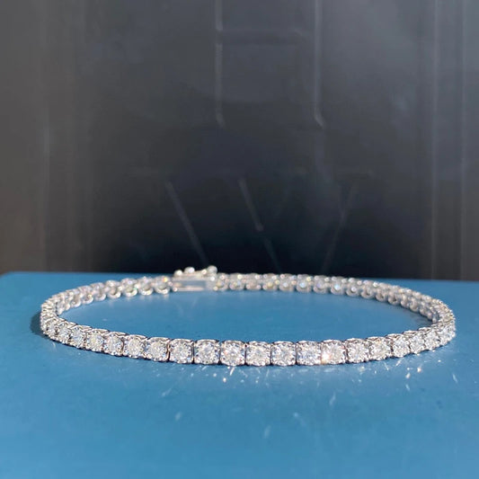 Diamond Tennis Bracelet. 1.0 - 2.0 Carat. Natural Diamond jewelry.