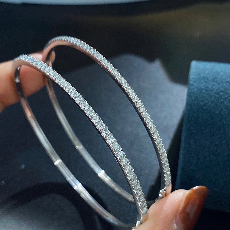 0.60 - 1.0ct Real Diamond Fashion Line Bangle.
