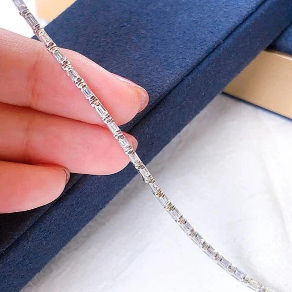 Elegant Diamond Bracelet.1.50 Carat. Natural Diamond Jewelry.