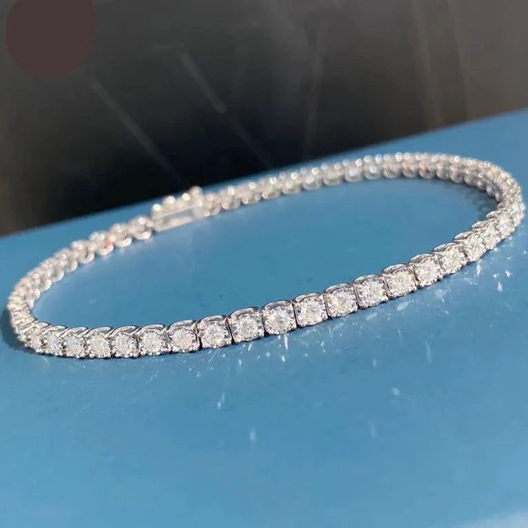 Diamond Tennis Bracelet. 1.0 - 2.0 Carat. Natural Diamond jewelry.