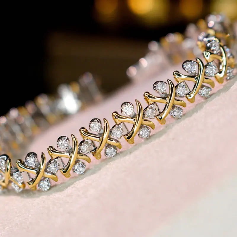 Trendy Diamond Bracelet for Women. Total 2.30 Carat.