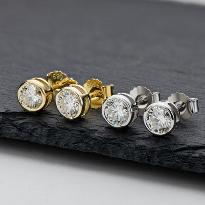 Luxury Moissanite Diamond Stud Earrings. 1.0 to 2.0 Carat. D VVS1.