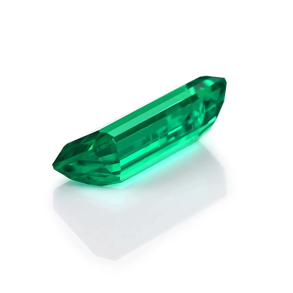 Emerald Gemstones. Rectangle Baguette Shape . Lab-Grown Emerald.
