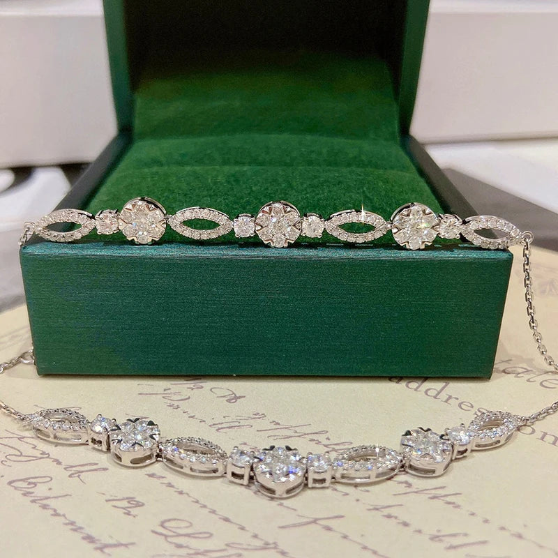 Elegant Diamond Bracelet. 1.0 Carat. Natural Diamond Jewelry.