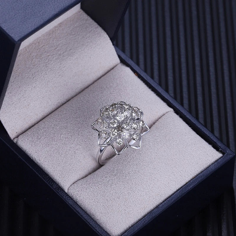 Luxury 1.10ct Real Diamond Flower Ring for Women.