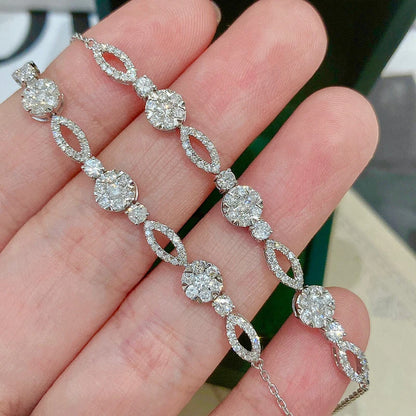 Elegant Diamond Bracelet. 1.0 Carat. Natural Diamond Jewelry.