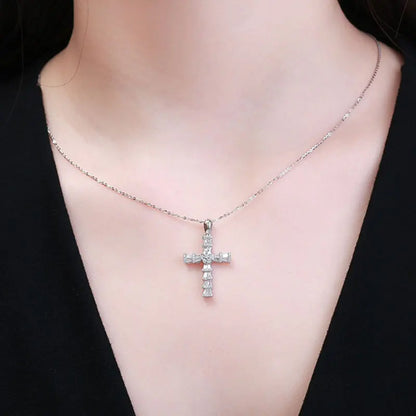 Natural Diamond Cross Necklace. 0.60 Carat. Diamond Jewelry. 18K Gold.