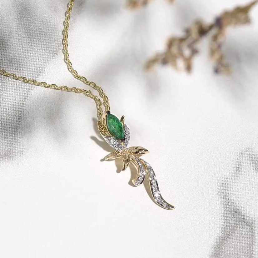 Luxury Emerald and Diamond Pendant. 14K Yellow Gold.