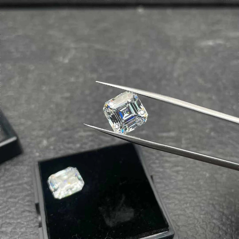 Huge Moissanite Gems 10–30 Carat – Oval, Emerald & More. Asscher cut