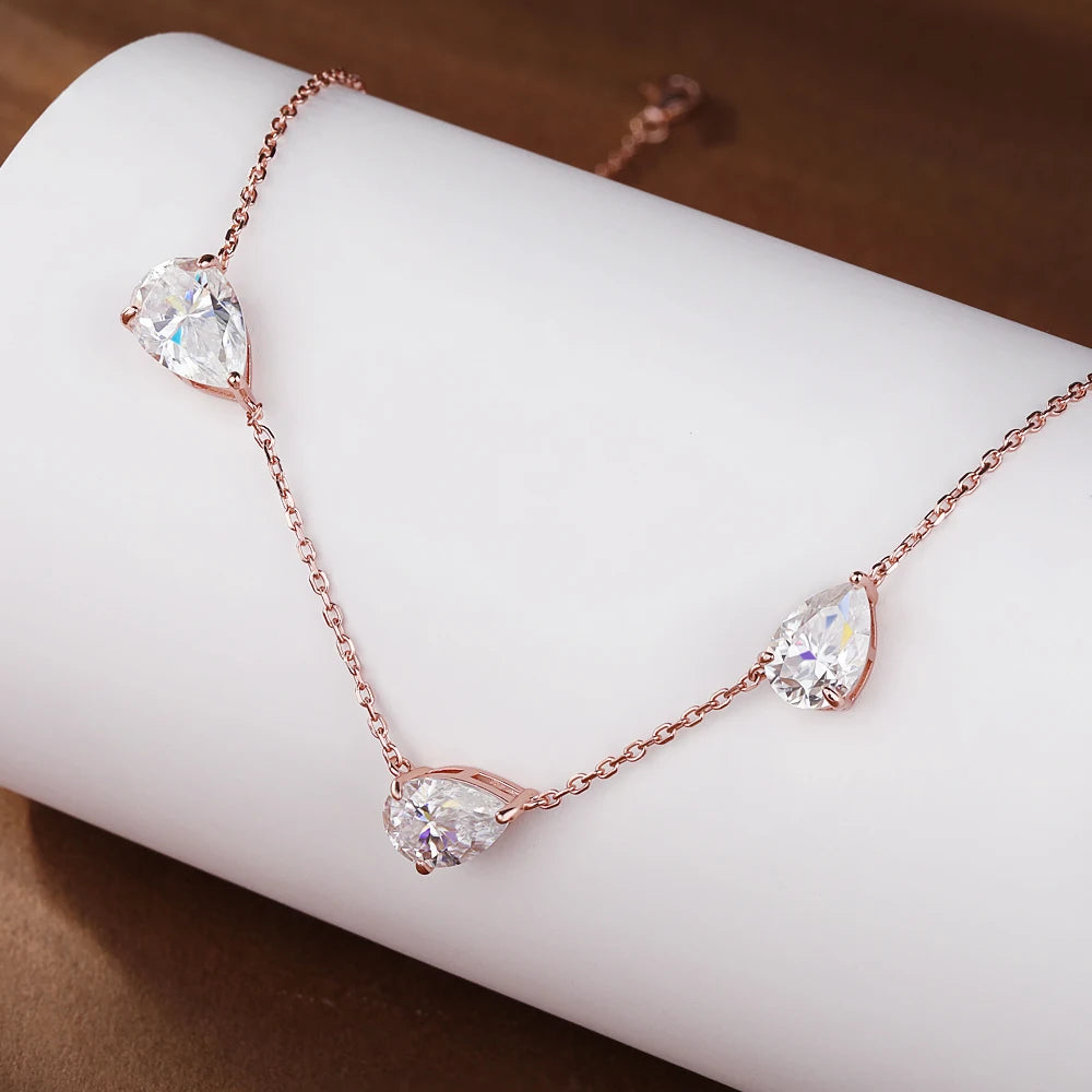 Luxury 3-Stone Waterdrop Moissanite Necklace for Women. moissanite jewerly