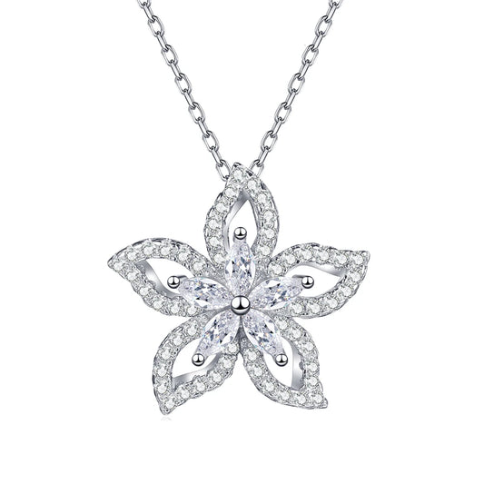 Luxury Flower Moissanite Pendant Necklace