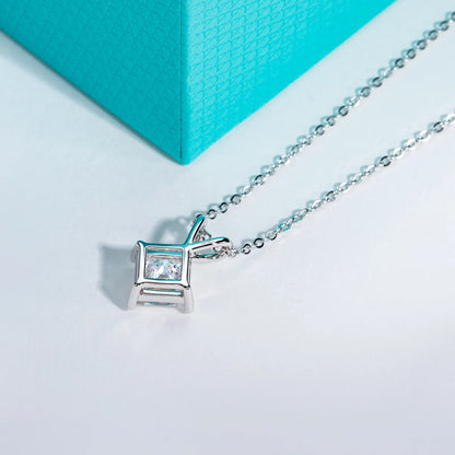 Princess Cut Moissanite Diamond Pendant Necklace for Women Top quality