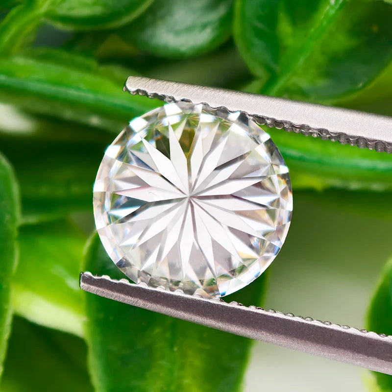 Millennium cut moissanite stone