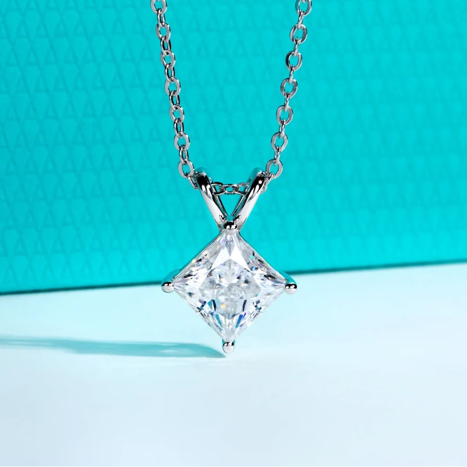 Princess Cut Moissanite Diamond Pendant Necklace for Women