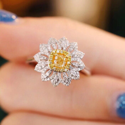 Luxury Yellow and White Natural Diamond Rings.