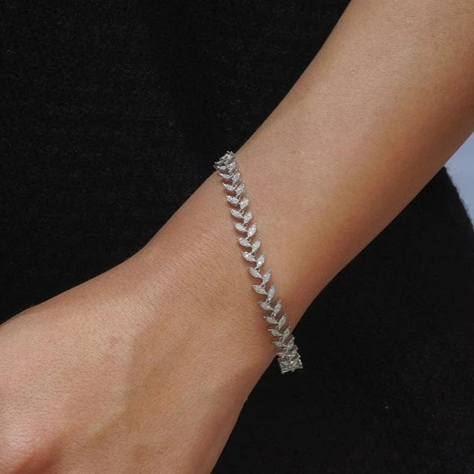 Natural Diamond Bracelet. 1.02 Carat. Luxury Diamond Bracelet.