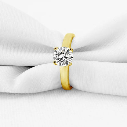 Moissanite Diamond Engagement Gold Rings. 1.0 Carat D VVS1.