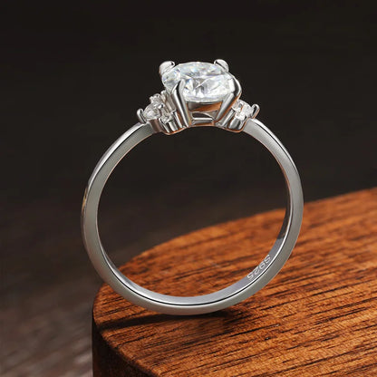 Moissanite Rings. Certified Genuine Moissanite. 1.0 Carat D VVS1.