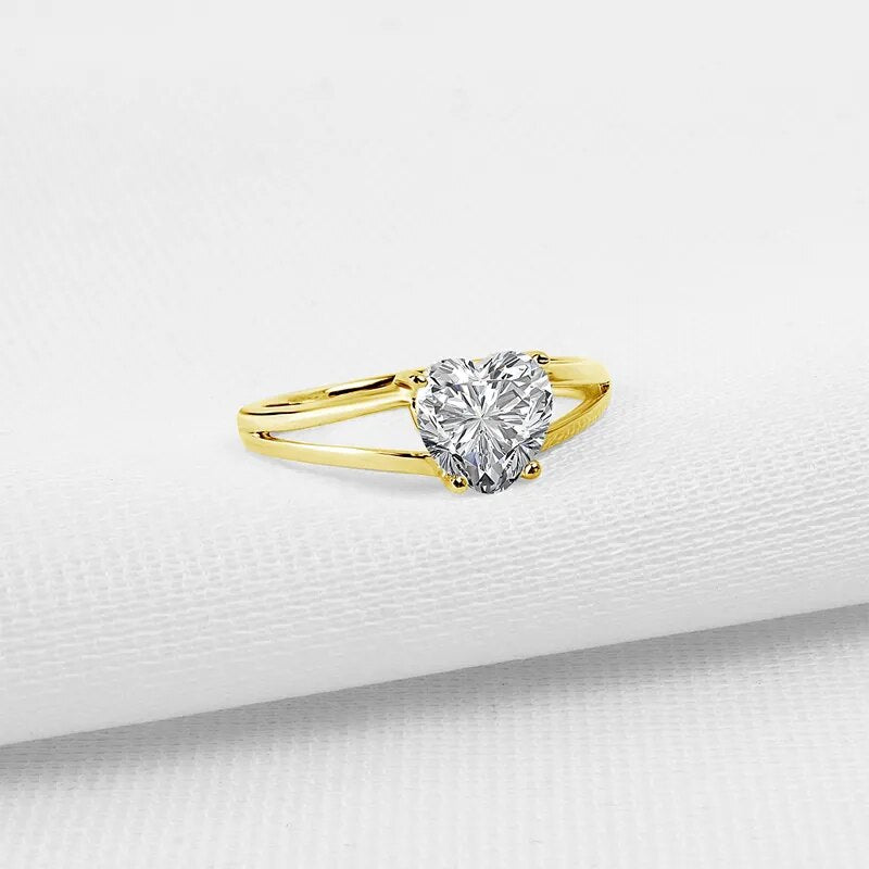 Heart-Shaped Moissanite Engagement Gold Rings. 1.20 Carat D VVS1.