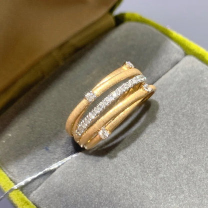 18K Yellow Gold Ring with Real 0.25ct Diamonds.