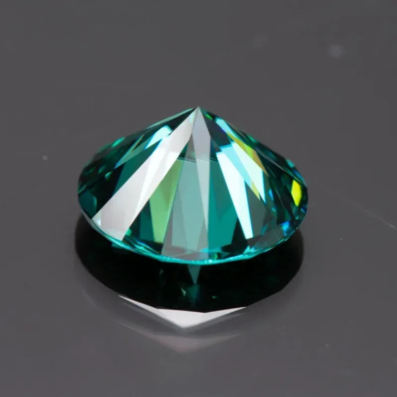 Moissanite Gems. Round Cut. Emerald Green Color. 1.0 To 5.0 Carat.
