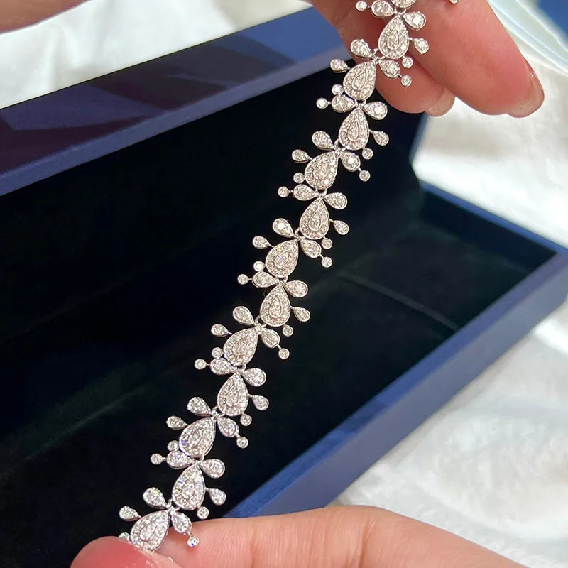 Luxury Diamond Bracelets. 2.58 Carat Natural Diamonds.