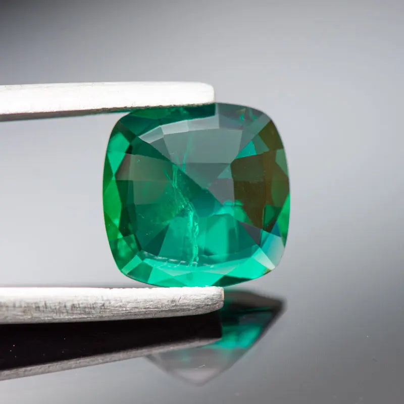 Colombia Emerald. Cushion Shape. Lab-Grown Emerald. 0.20 To 5.50 Carat.