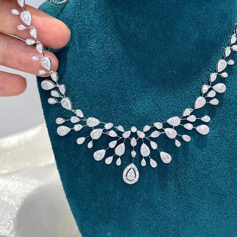 Luxury Diamond Necklace. Sparkling Natural Diamond Jewelry. 3.50 Carat.