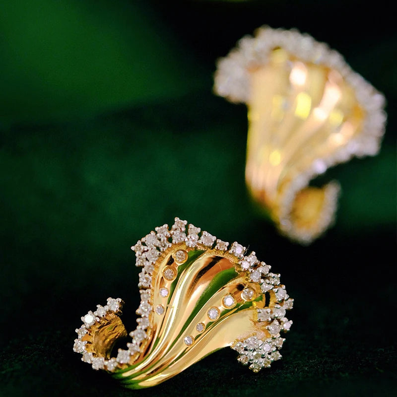 Elegant Diamond Earrings. 0.72 Carat. Natural Diamond Jewelry.
