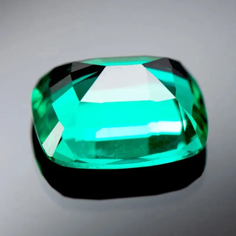 Colombia Emerald. Rectangle Cushion Shape. Lab-Grown Emerald.