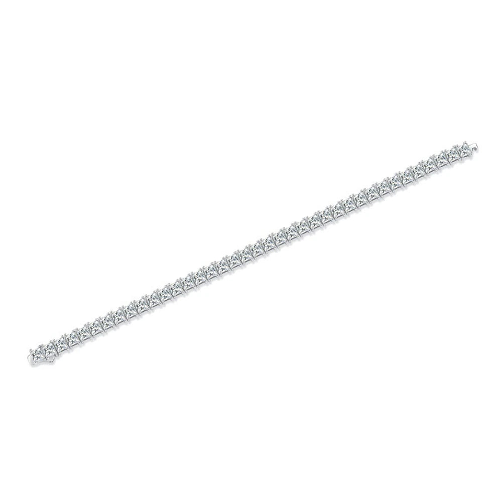 Luxurious 4x4mm Princess Cut Moissanite Tennis Bracelet.