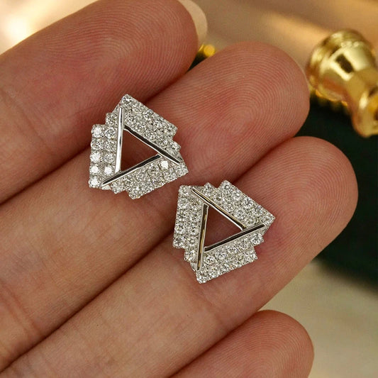Elegant Natural Diamond Earrings. 0.78 Carat. Fine Jewelry.