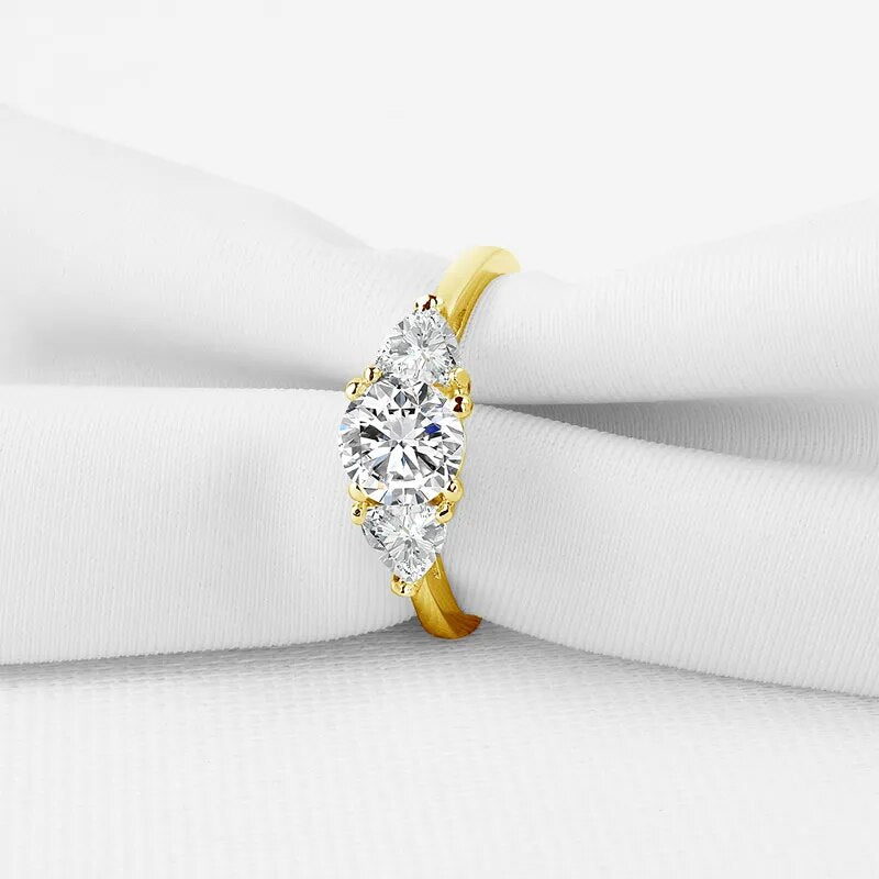 Elegant Gold Engagement Rings. 0.80 Carat Genuine Moissanite. D VVS1.