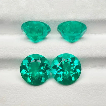 Lab Grown Emerald Diamond. Hand-cut Columbia Emeralds. Round Shape.