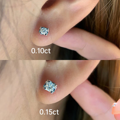 Real Diamonds Classic Round Shape Stud Earrings. 18K White Gold.