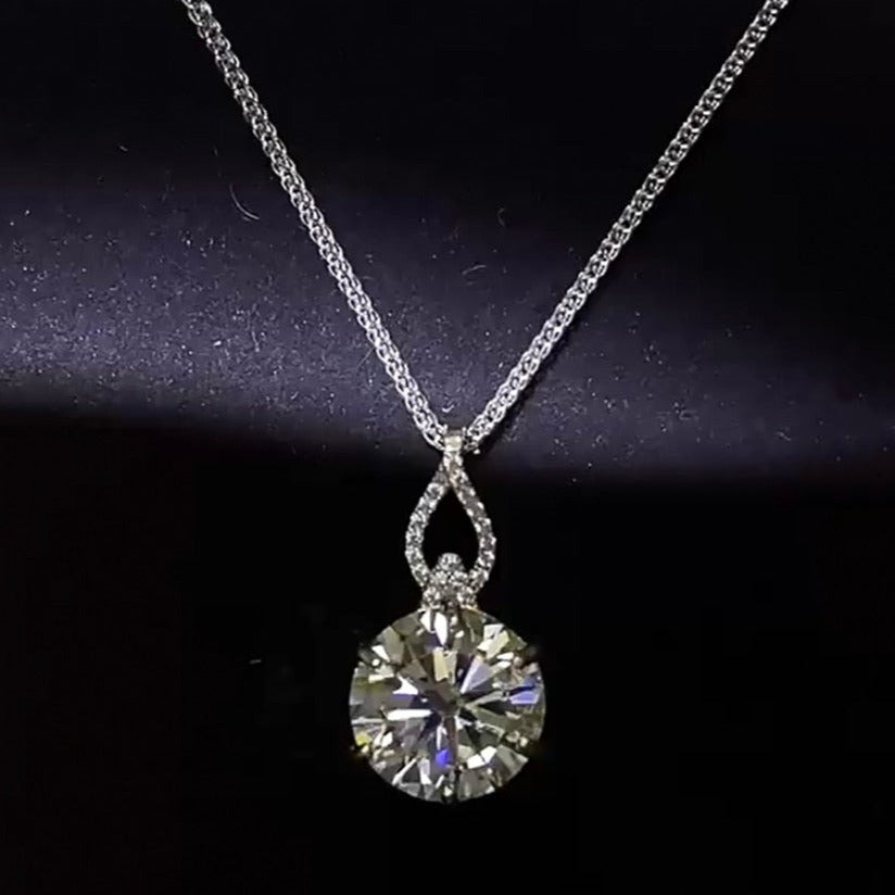Luxury Large Size Moissanite Pendant Necklace. 8.0 Carat. D VVS1.