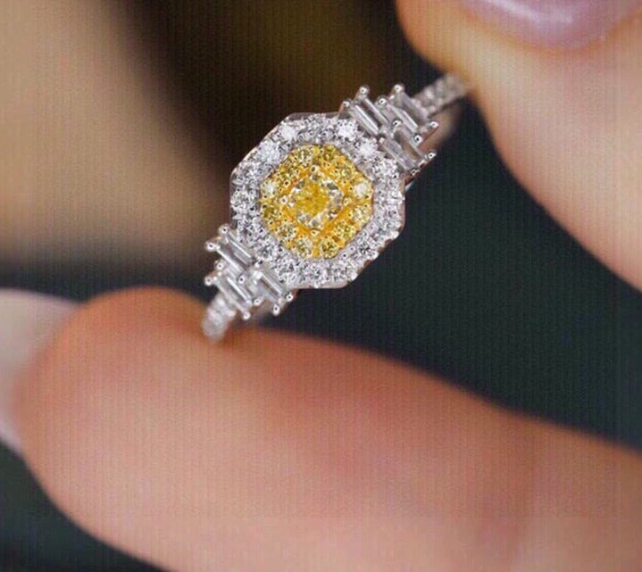 Natural Yellow Diamond Engagement Rings. Total 1.0 Carat.