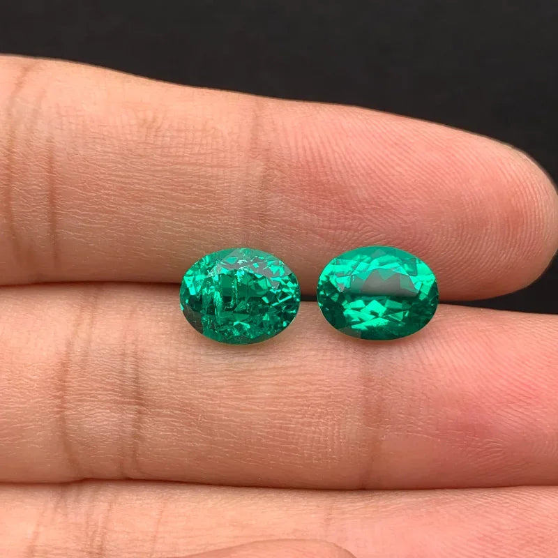 Loose Emerald. Oval Shape. Hand Made. Top Quality Lab-Grown Emerald.