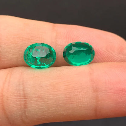 Loose Emerald. Oval Shape. Hand Made. Top Quality Lab-Grown Emerald.