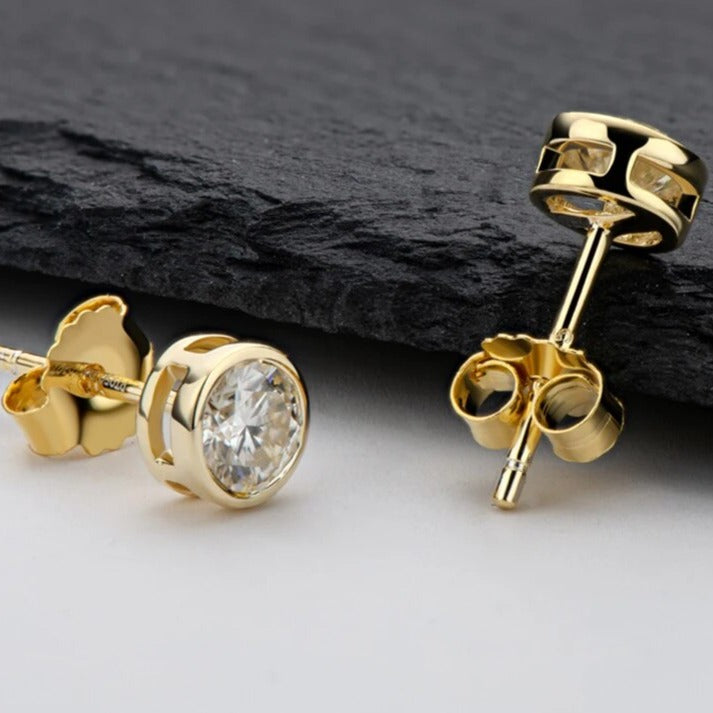 Moissanite Stud Earrings. 1.0 Carat. D VVS1. 18K Gold Plated Silver.