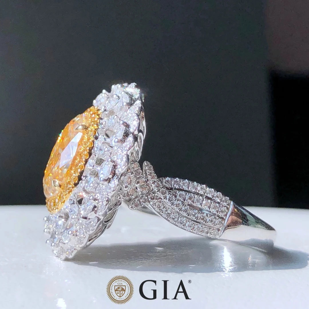 Luxury Diamond Engagement Carat Fancy Yellow Color