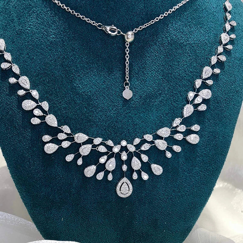 Luxury Diamond Necklace. Sparkling Natural Diamond Jewelry. 3.50 Carat.